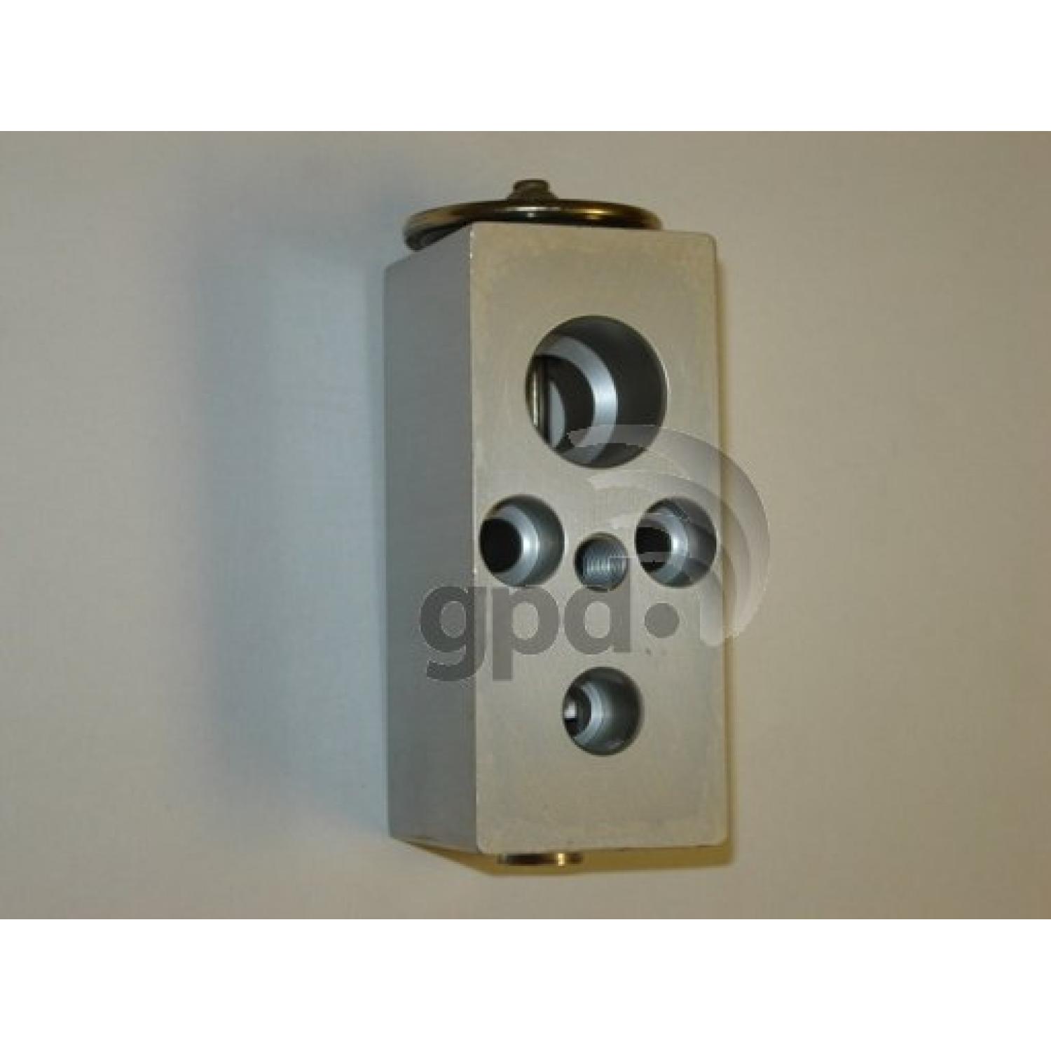 Global Parts Distributors 9422151 - A/C Receiver Drier Kit Global Parts Distributors 9422151 A/C Receiver Drier Kit product image 2 of 3