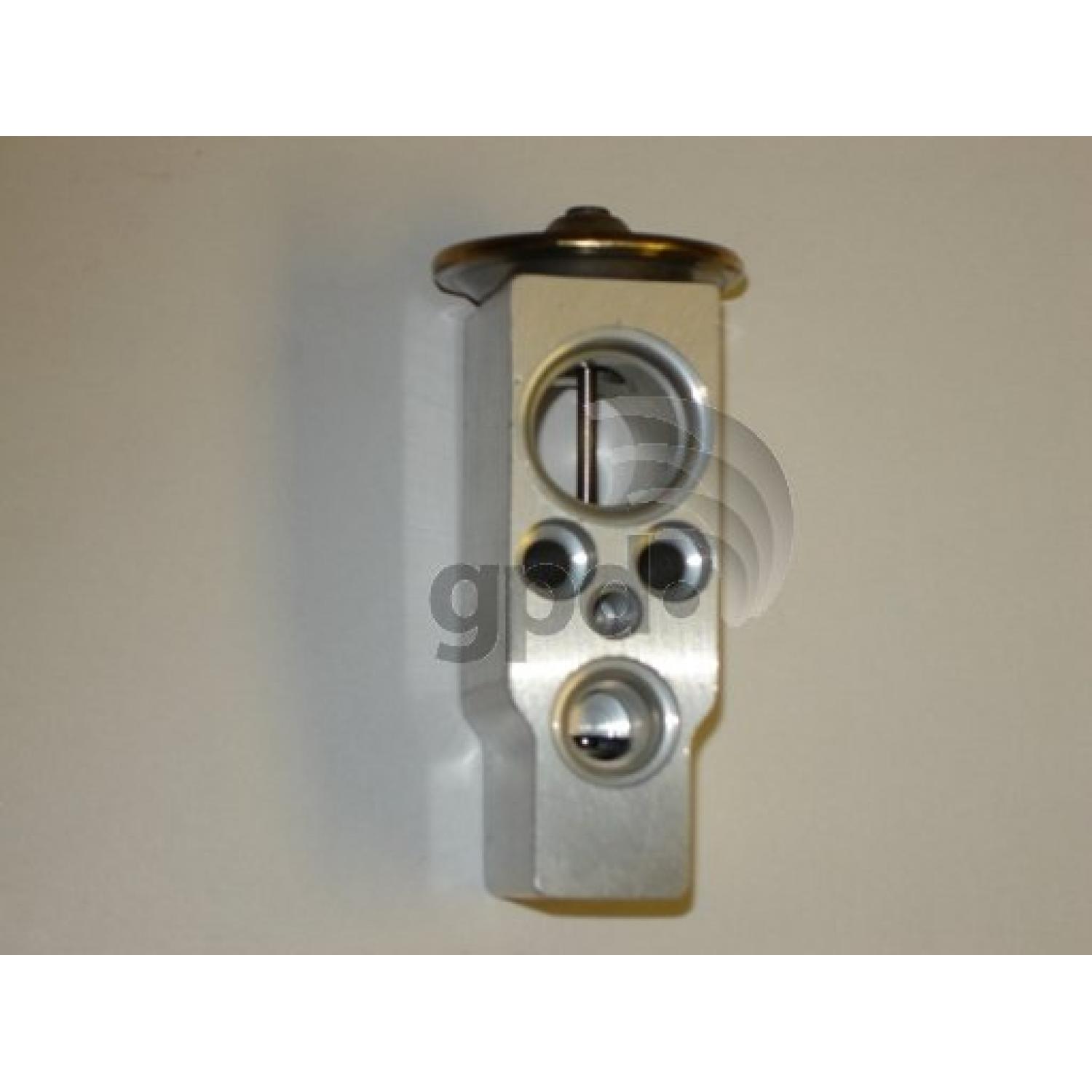 Global Parts Distributors 9422157 - A/C Receiver Drier Kit Global Parts Distributors 9422157 A/C Receiver Drier Kit product image 1 of 3
