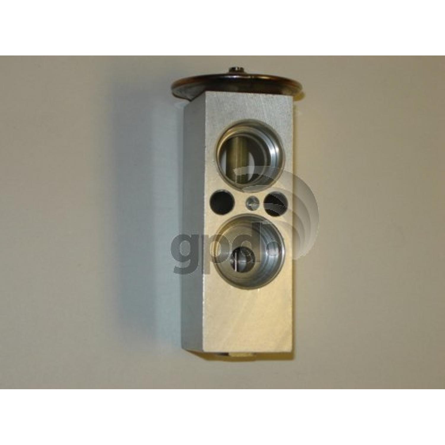 Global Parts Distributors 9422570 - A/C Receiver Drier Kit Global Parts Distributors 9422570 A/C Receiver Drier Kit product image 2 of 4