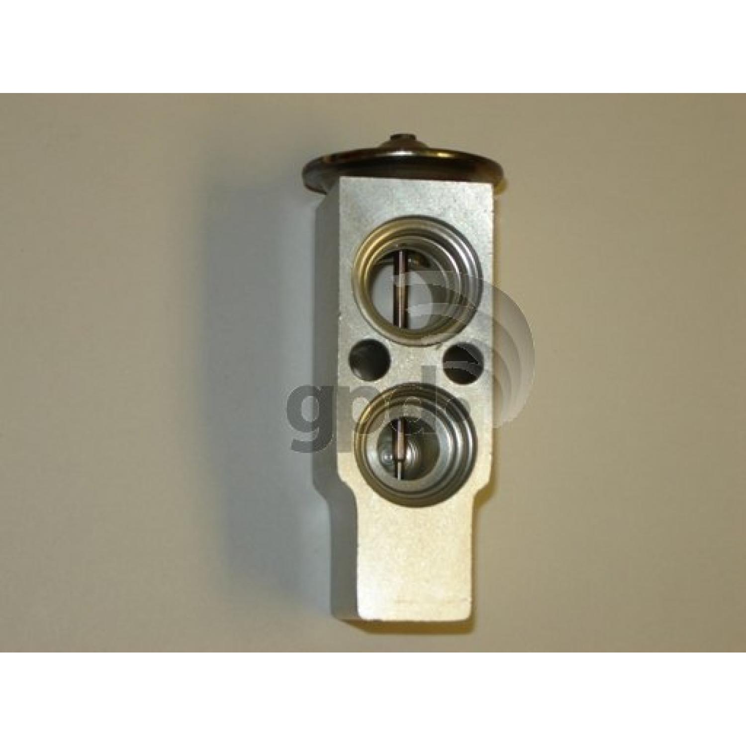 Global Parts Distributors 9441478 - A/C Receiver Drier Kit Global Parts Distributors 9441478 A/C Receiver Drier Kit product image 1 of 2