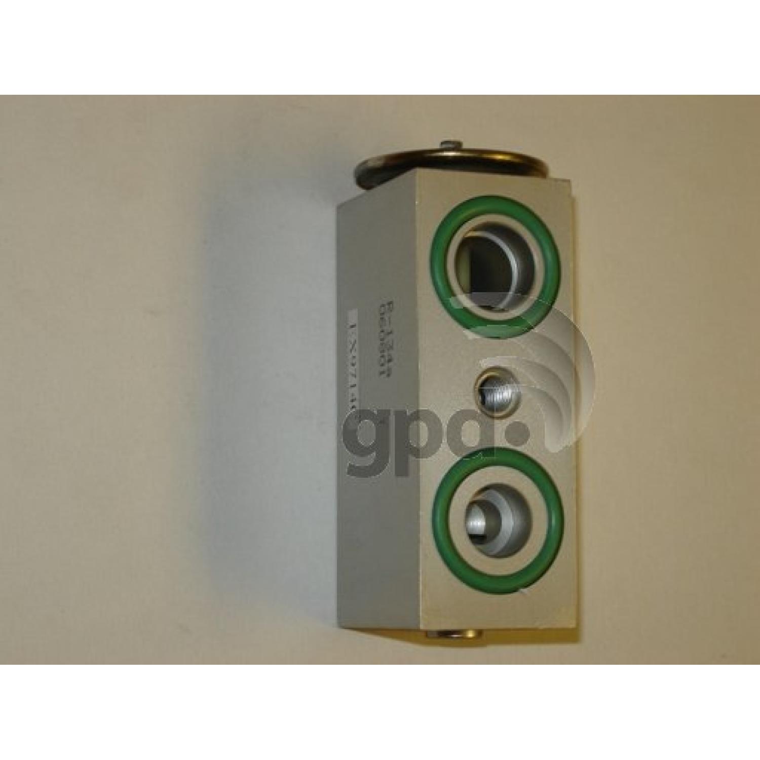 Global Parts Distributors 9442050 A/C Receiver Drier Kit product image 2 of 3