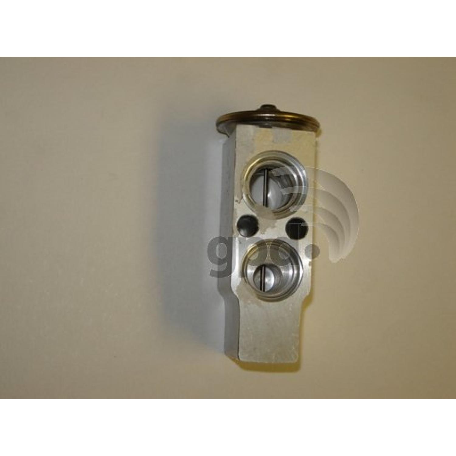 Global Parts Distributors 9442361 A/C Receiver Drier Kit product image 2 of 2