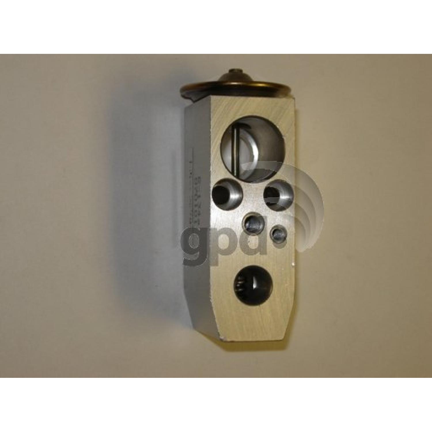 Global Parts Distributors 9442903 - A/C Receiver Drier Kit Global Parts Distributors 9442903 A/C Receiver Drier Kit product image 2 of 3