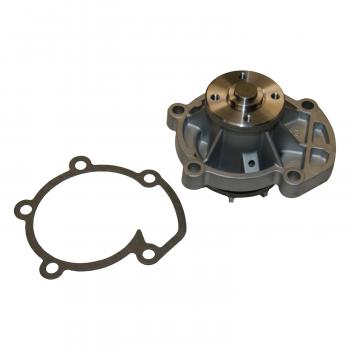 1986 Saab 900 Engine Water Pump GMB 1581020 image 1 of 4