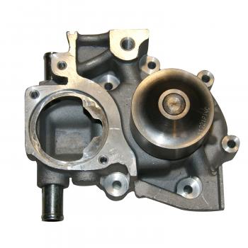 2006 Subaru Forester Engine Water Pump GMB 1601230 image 4 of 4