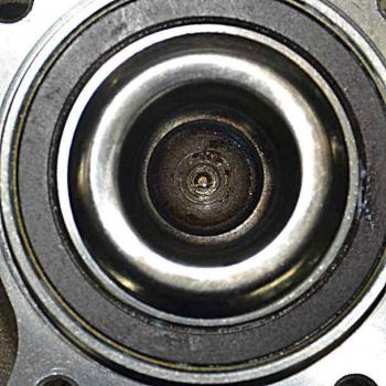 2016 Buick Cascada Wheel Bearing and Hub Assembly Rear GSP 103447 image 1 of 4