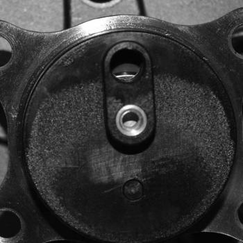 2011 Suzuki SX4 Wheel Bearing and Hub Assembly Rear GSP 683486 image 4 of 4