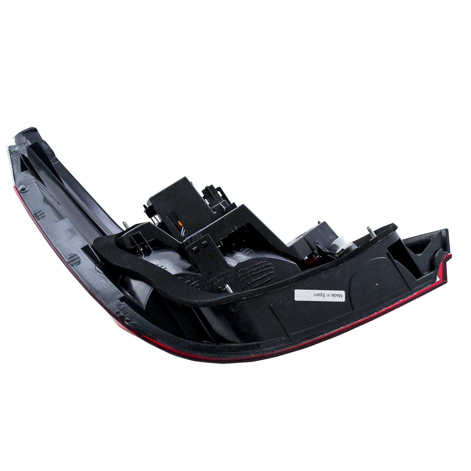 HELLA 008679141 - Tail Light Assembly HELLA 008679141 Tail Light Assembly product image 2 of 7