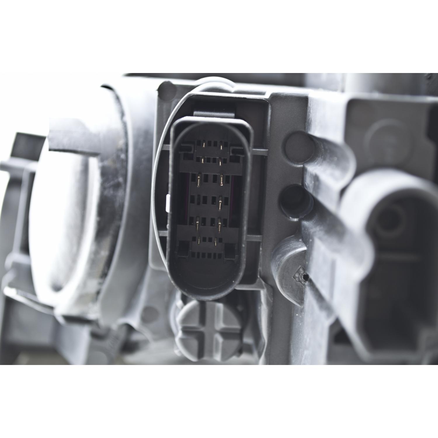 HELLA 354251131 - Headlight Assembly HELLA 354251131 Headlight Assembly product image 6 of 8