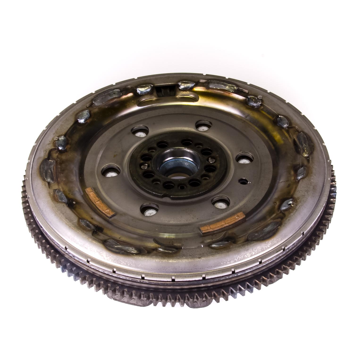 LuK DMF067 - Clutch Flywheel LuK DMF067 Clutch Flywheel product image 2 of 3