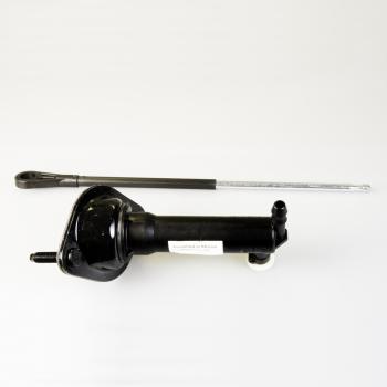 1993 GMC Typhoon Clutch Master Cylinder LuK LMC133 image 2 of 3