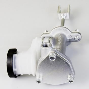 1999 Isuzu Rodeo Clutch Master Cylinder LuK LMC366 image 2 of 3