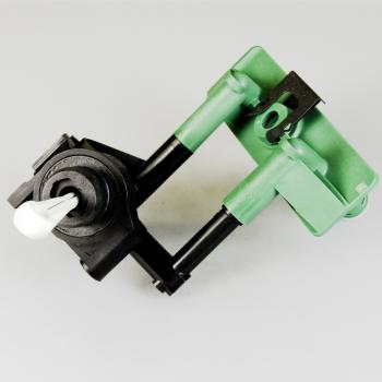 2004 Ford Focus Clutch Master Cylinder LuK LMC370 image 3 of 3
