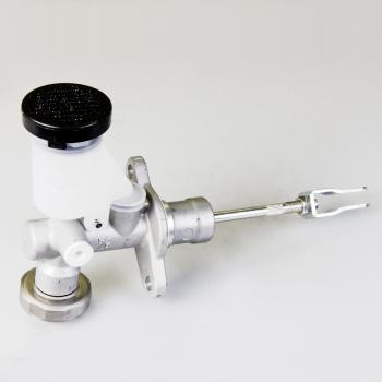 2004 Nissan Xterra Clutch Master Cylinder LuK LMC386 image 1 of 3