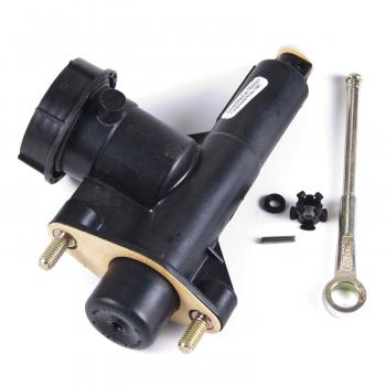 2004 Ford F53 Clutch Master Cylinder