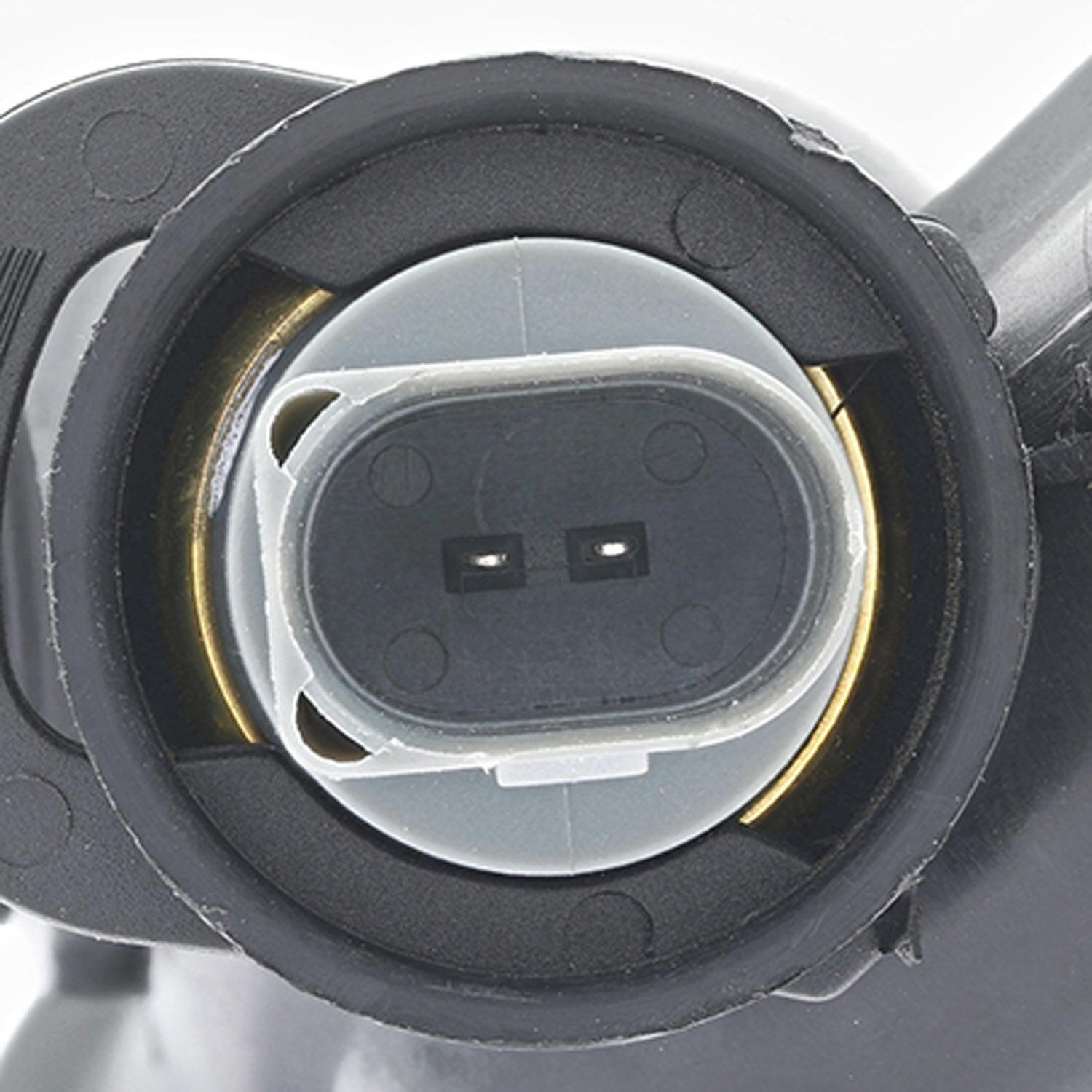MotoRad CH2131 - Engine Coolant Water Outlet MotoRad CH2131 Engine Coolant Water Inlet product image 7 of 9
