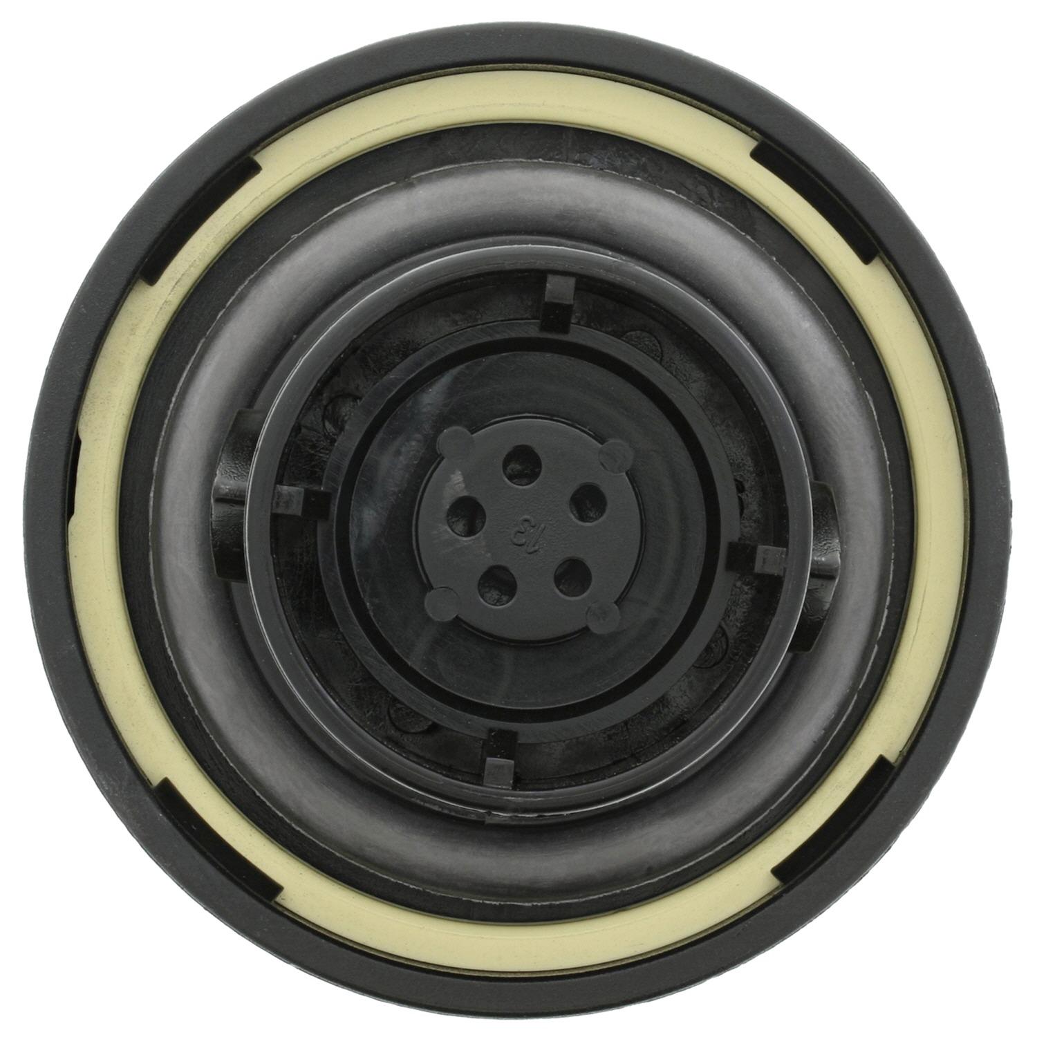 MotoRad MGC834 - Fuel Tank Cap MotoRad MGC834 Fuel Tank Cap product image 3 of 7