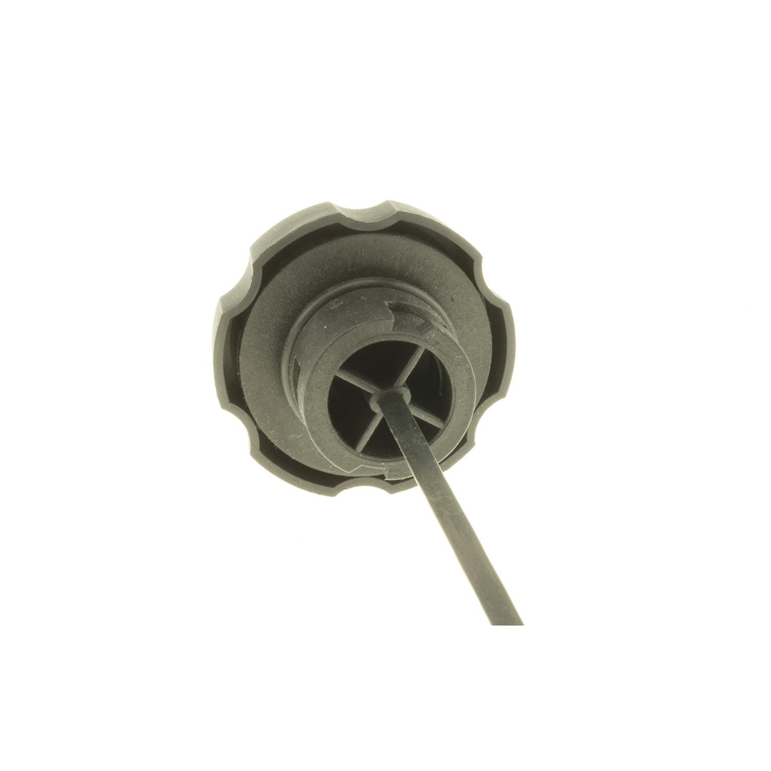 MotoRad MO130 - Engine Oil Filler Cap MotoRad MO130 Engine Oil Filler Cap product image 2 of 4