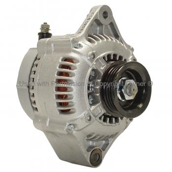 2000 Suzuki Esteem Alternator MPA 13753 image 1 of 4