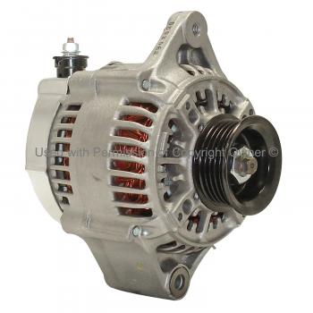 2004 Toyota Hilux Alternator