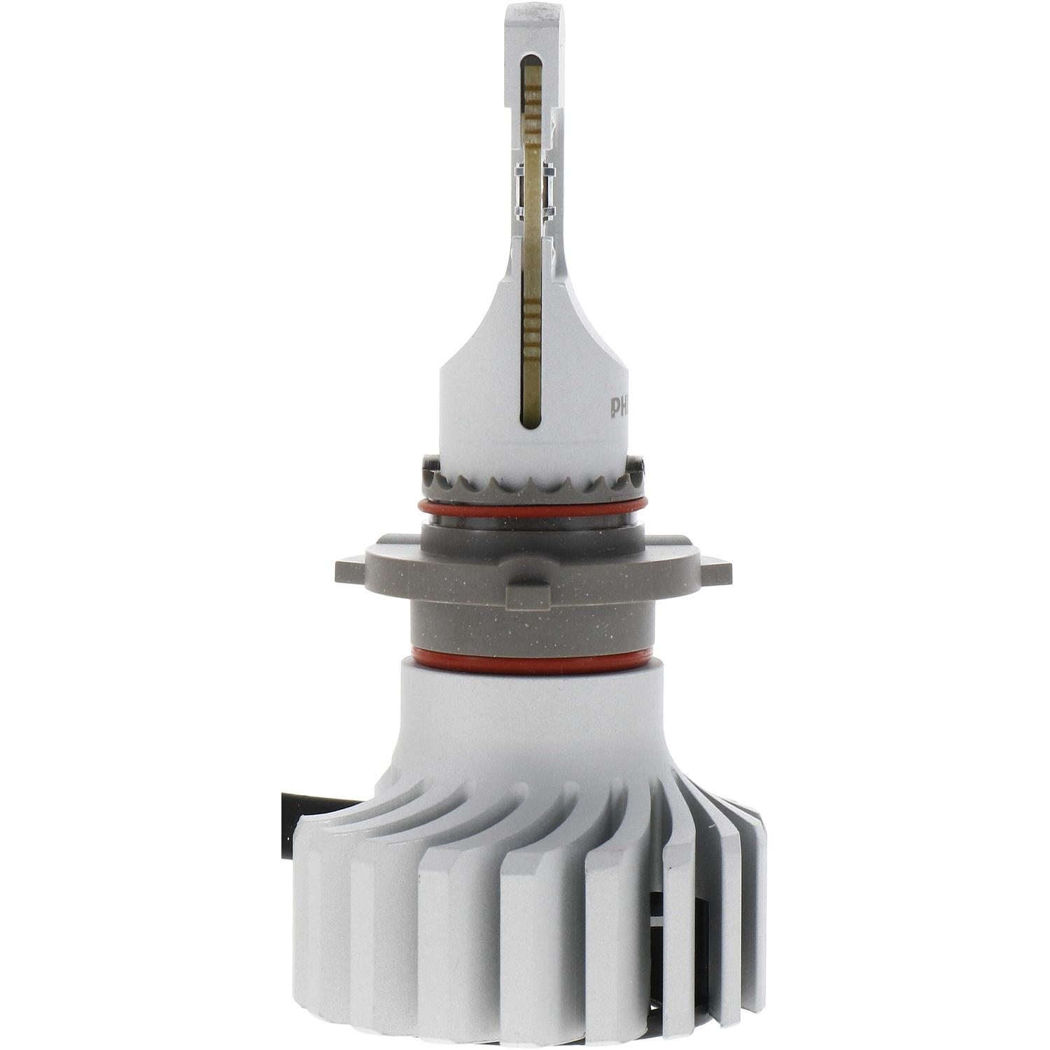 Philips 9006XULED - Turn Signal Light Bulb Philips 9006XULED Daytime Running Light Bulb product image 10 of 16