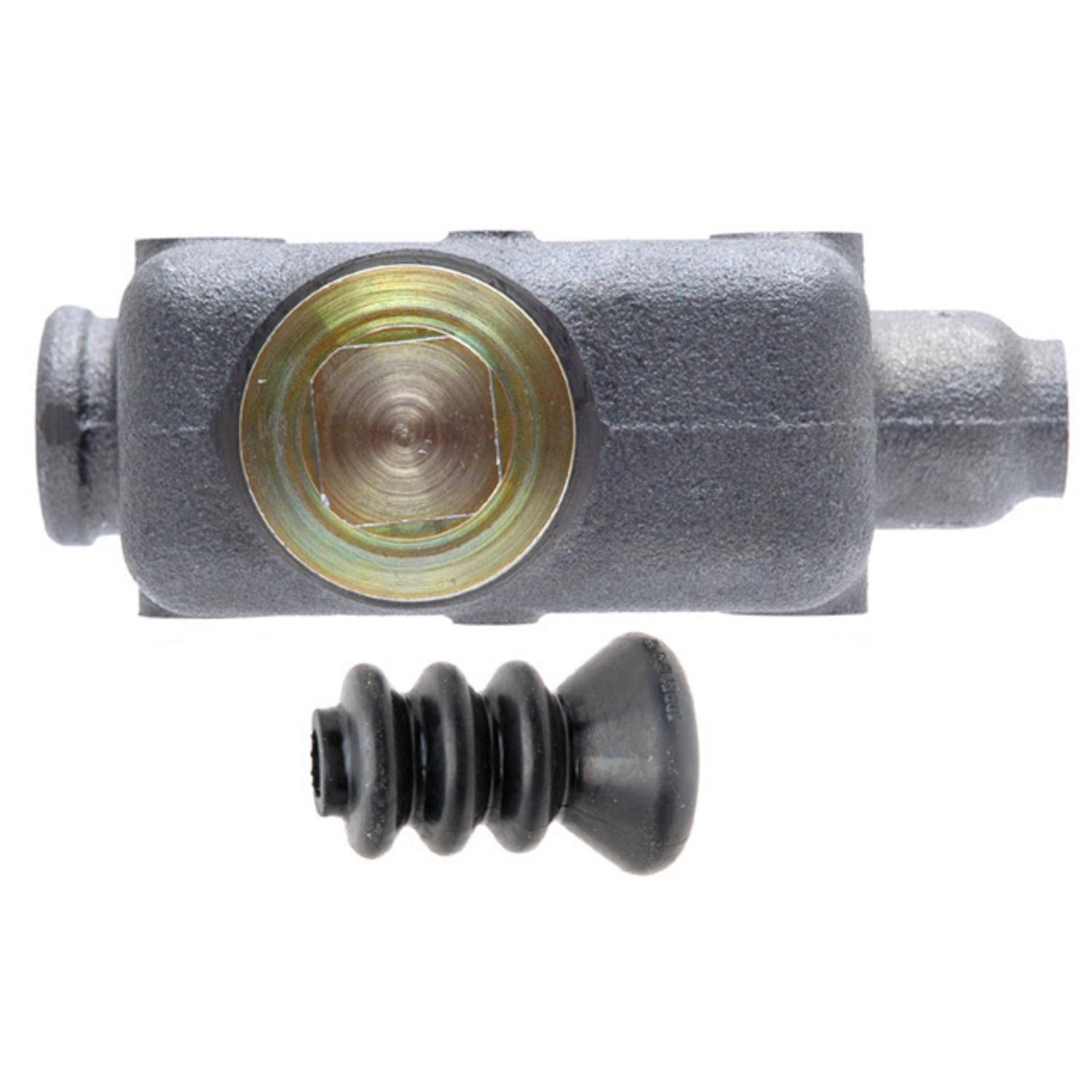 Raybestos MC3081 - Brake Master Cylinder Raybestos MC3081 Brake Master Cylinder product image 3 of 7