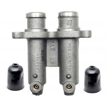 1962 International C122 Brake Master Cylinder Raybestos MC36154 image 2 of 4