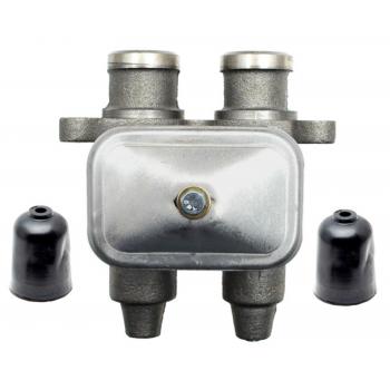 1962 International C122 Brake Master Cylinder Raybestos MC36154 image 3 of 4