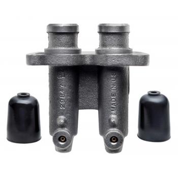 1962 International C110 Brake Master Cylinder Raybestos MC36155 image 2 of 4