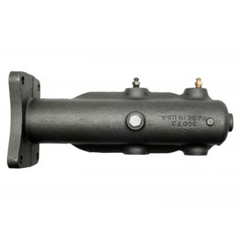 1985 GMC C5000 Brake Master Cylinder Raybestos MC36467 image 2 of 4