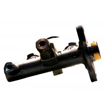 1996 Nissan Tsuru Brake Master Cylinder Raybestos MC390000 image 2 of 3