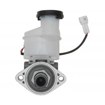 1992 Suzuki Sidekick Brake Master Cylinder Raybestos MC390070 image 4 of 4