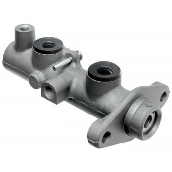 1996 Mitsubishi Mirage Brake Master Cylinder Raybestos MC390146 image 1 of 4