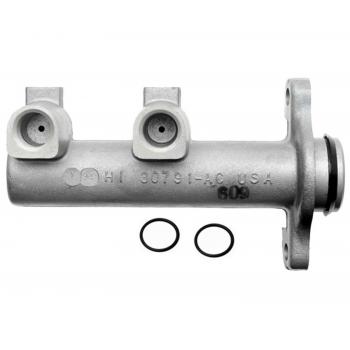 1993 Isuzu Stylus Brake Master Cylinder Raybestos MC390160 image 2 of 4