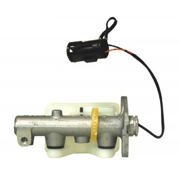 1989 Jaguar Vanden Plas Brake Master Cylinder Raybestos MC390272 image 1 of 4