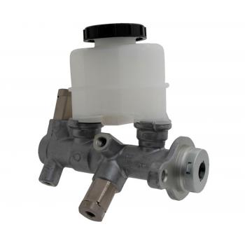 1998 Nissan Sentra Brake Master Cylinder Raybestos MC390318 image 1 of 4