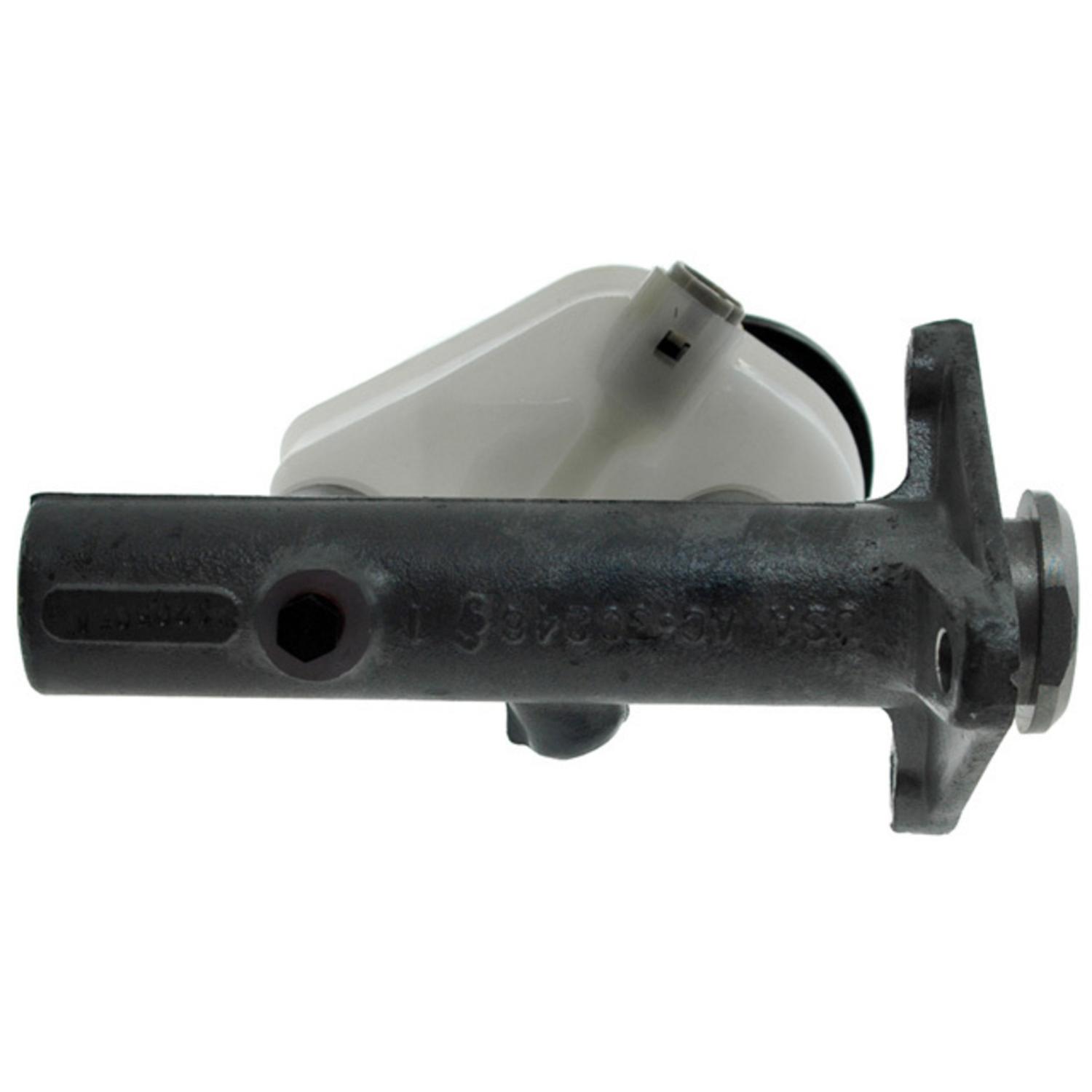 Raybestos MC390350 - Brake Master Cylinder Raybestos MC390350 Brake Master Cylinder product image 2 of 7