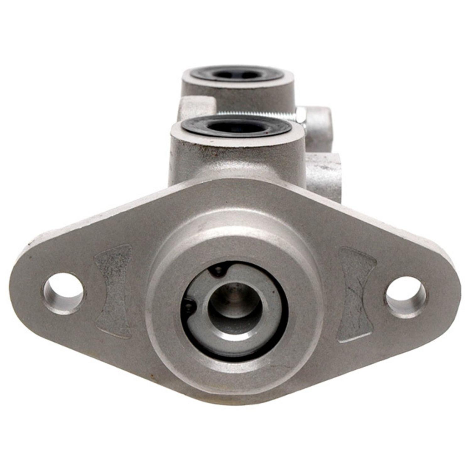 Raybestos MC390462 - Brake Master Cylinder Raybestos MC390462 Brake Master Cylinder product image 4 of 7