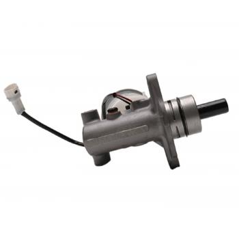 1999 Suzuki Grand Vitara Brake Master Cylinder Raybestos MC390537 image 1 of 4