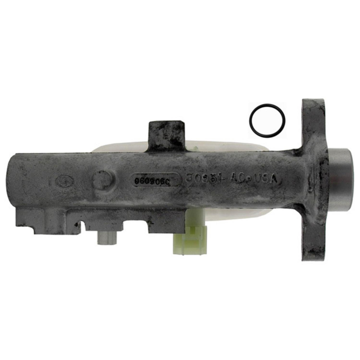 Raybestos MC390569 - Brake Master Cylinder Raybestos MC390569 Brake Master Cylinder product image 2 of 7