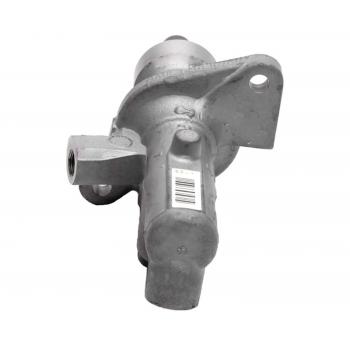 2000 Mercedes-Benz C43 AMG Brake Master Cylinder Raybestos MC390618 image 2 of 4
