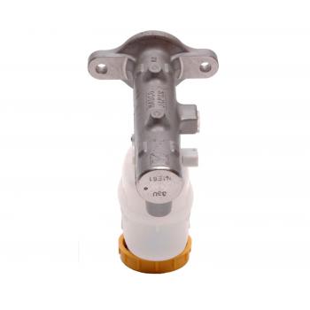 2000 Infiniti I30 Brake Master Cylinder Raybestos MC390639 image 1 of 4