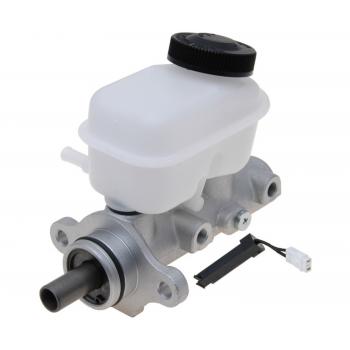 1999 Kia Sportage Brake Master Cylinder Raybestos MC390700 image 1 of 4