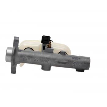 2002 Ford Explorer Brake Master Cylinder Raybestos MC390790 image 1 of 4