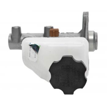 2003 Hyundai Elantra Brake Master Cylinder Raybestos MC390798 image 2 of 4