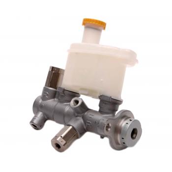 2005 Nissan Altima Brake Master Cylinder Raybestos MC390800 image 3 of 4