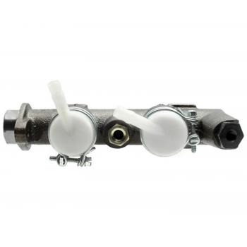 1986 Mitsubishi Mighty Max Brake Master Cylinder Raybestos MC39081 image 3 of 4