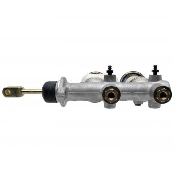 1973 Nissan B110 Brake Master Cylinder Raybestos MC39087 image 2 of 4