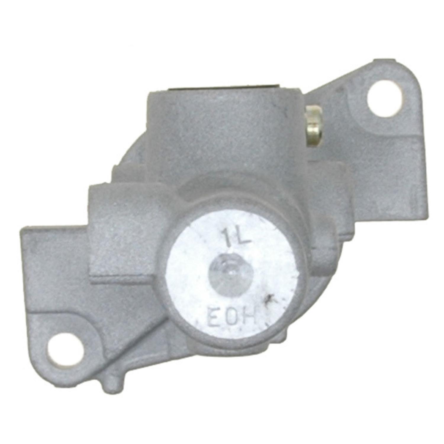 Raybestos MC391052 - Brake Master Cylinder Raybestos MC391052 Brake Master Cylinder product image 5 of 7