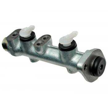1977 Fiat 128 Brake Master Cylinder Raybestos MC39137 image 1 of 4